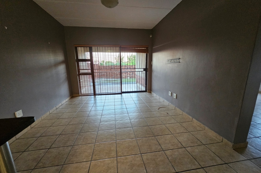 To Let 3 Bedroom Property for Rent in Waterval East North West